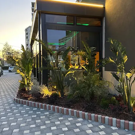 Trio Apartment